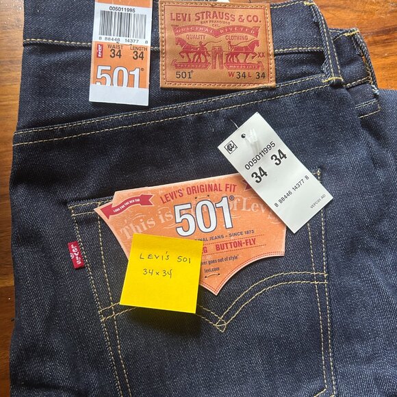 Levi's 501 Original Fit Jeans - Picture 2 of 2